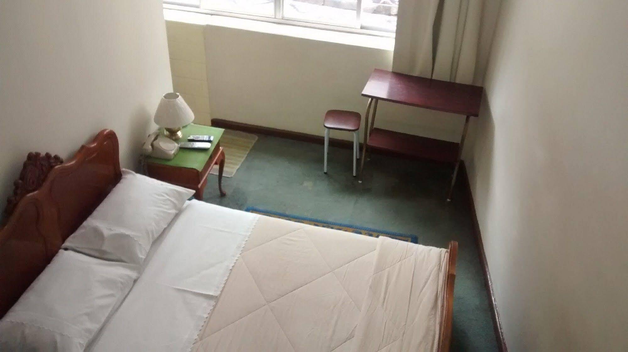 Hotel Cervantes Куритиба Экстерьер фото